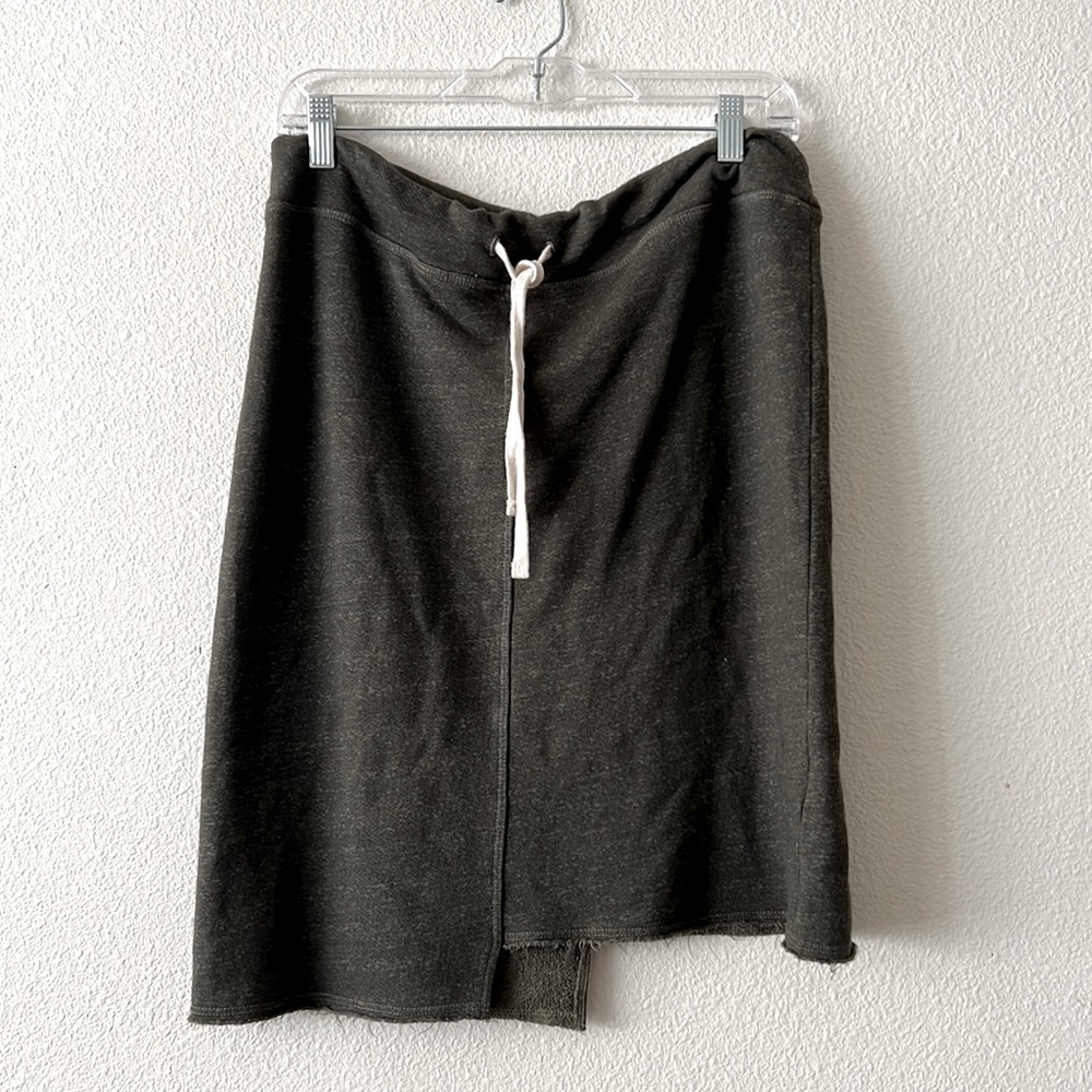 Evereve Sundry asymmetrical sweatshirt skirt 2